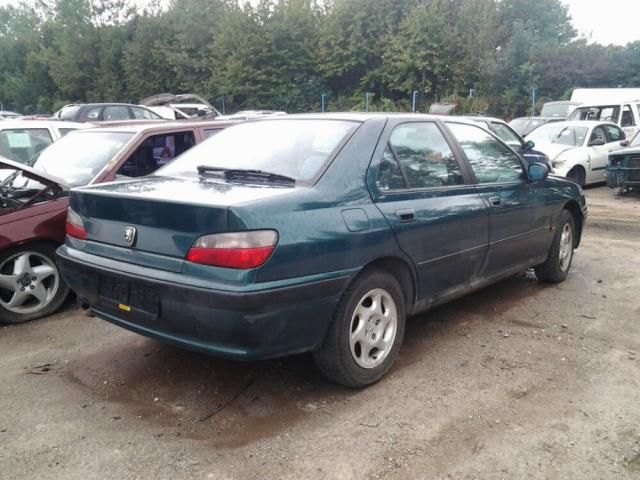 bontott PEUGEOT 406 Csomagtérajtó (Üres lemez)