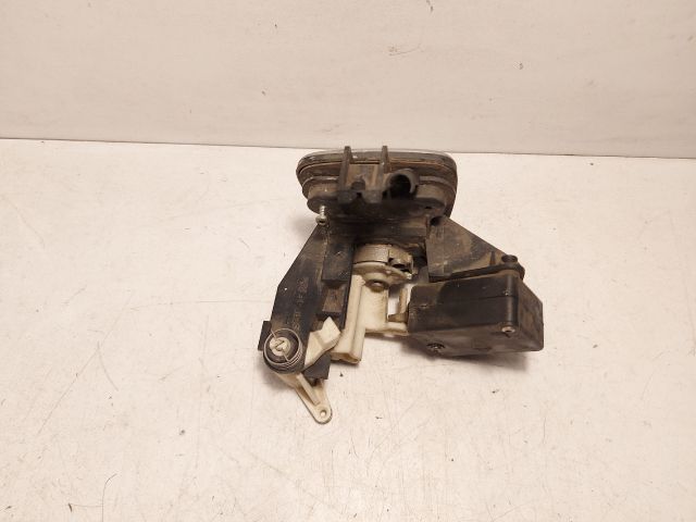 bontott PEUGEOT 406 Csomagtérajtó Zárszerkezet