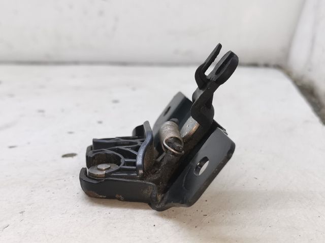 bontott PEUGEOT 406 Csomagtérajtó Zárszerkezet