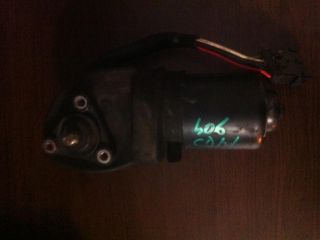 bontott PEUGEOT 406 Első Ablaktörlő Motor