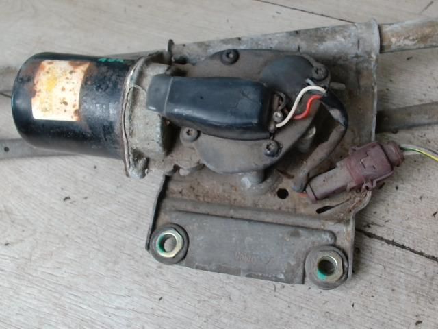 bontott PEUGEOT 406 Első Ablaktörlő Szerkezet Motorral