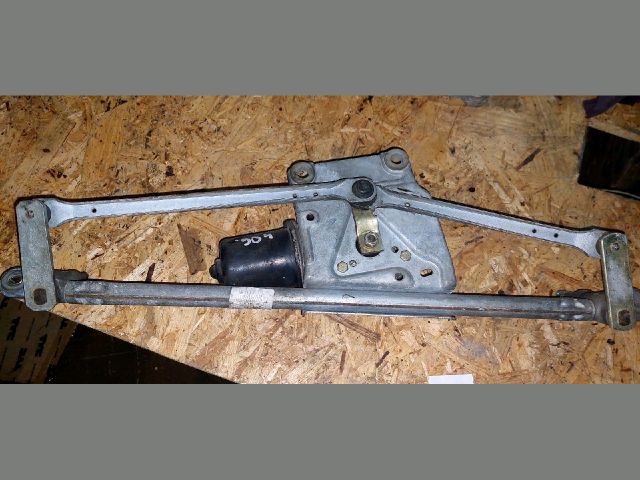 bontott PEUGEOT 406 Első Ablaktörlő Szerkezet Motorral