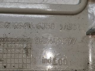 bontott PEUGEOT 406 Első Beltér Világítás Keret