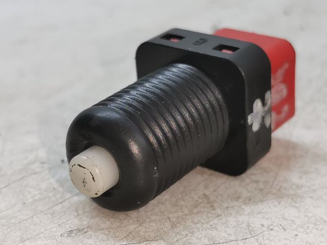 bontott PEUGEOT 406 Fék Pedál Kapcsoló