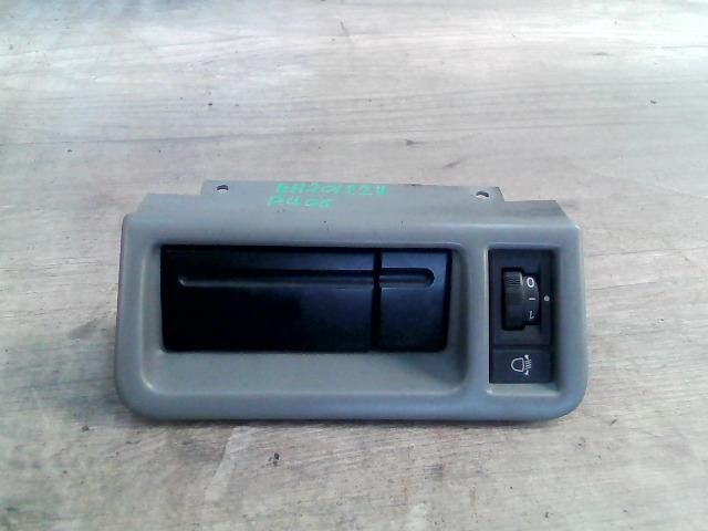 bontott PEUGEOT 406 Fényszórómagasság Állító Kapcsoló