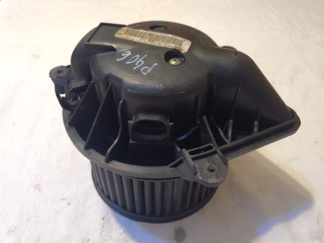 bontott PEUGEOT 406 Fűtőmotor (Klímás)