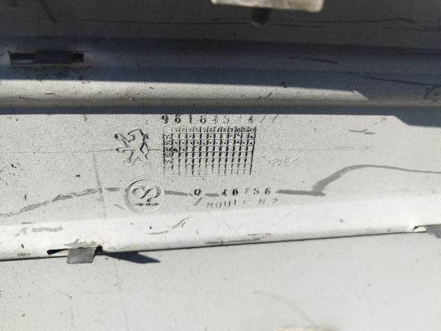 bontott PEUGEOT 406 Hátsó Lökhárító (Részeivel)