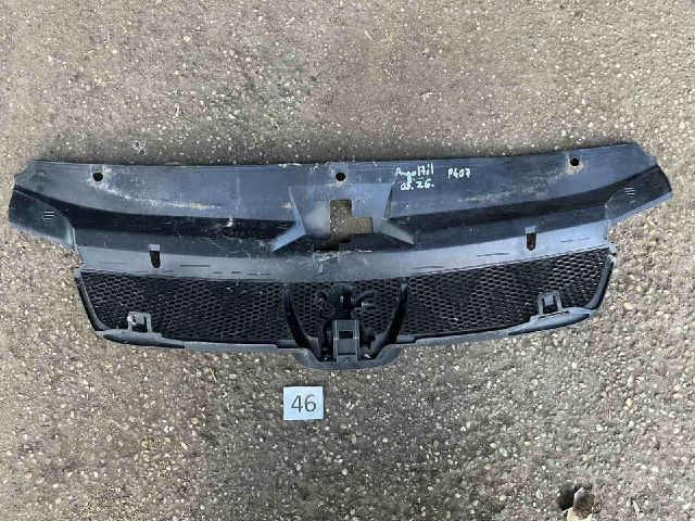 bontott PEUGEOT 406 Hűtőrács