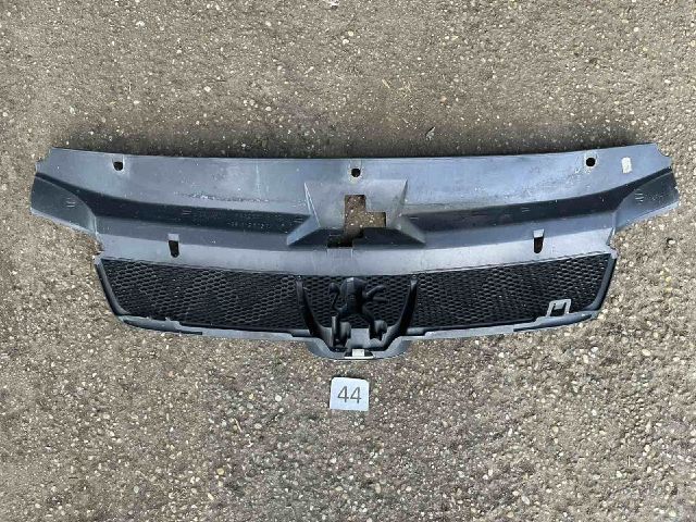 bontott PEUGEOT 406 Hűtőrács