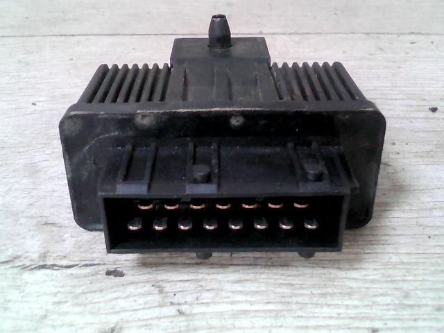 bontott PEUGEOT 406 Izzító Relé