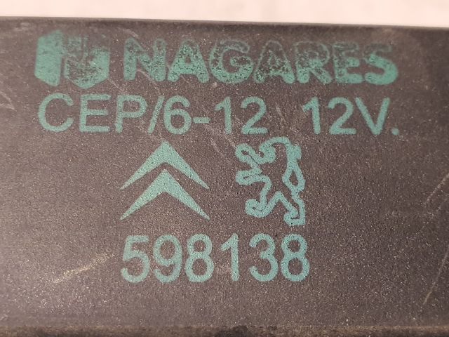 bontott PEUGEOT 406 Izzító Relé