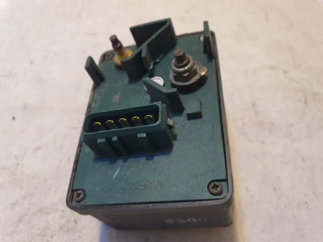 bontott PEUGEOT 406 Izzító Relé