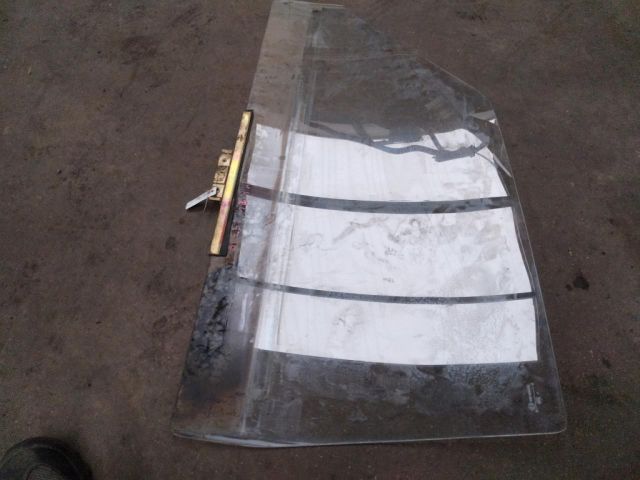 bontott PEUGEOT 406 Jobb első Ablak