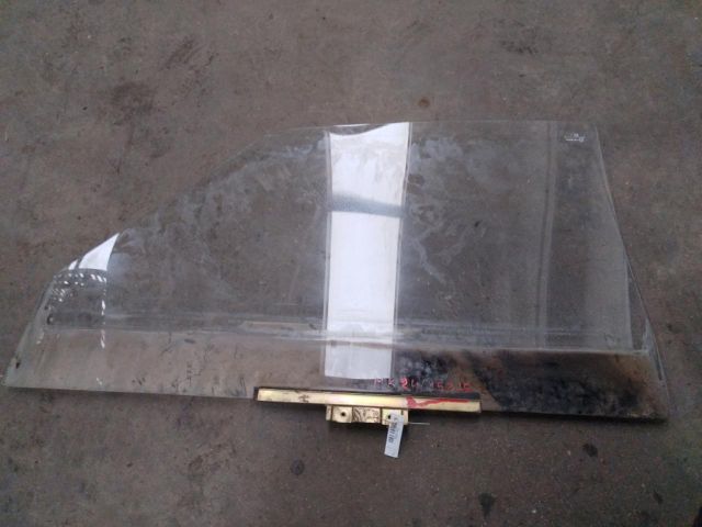 bontott PEUGEOT 406 Jobb első Ablak