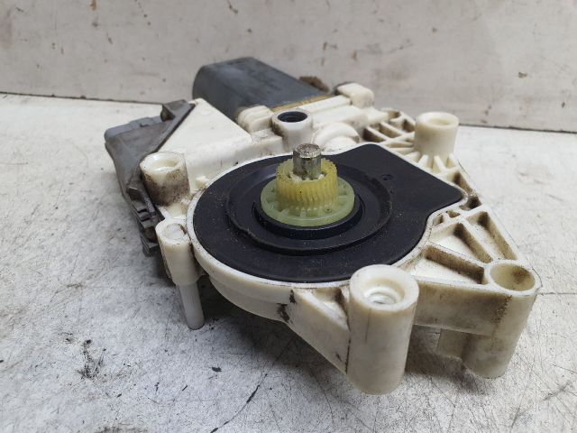 bontott PEUGEOT 406 Jobb első Ablakemelő Motor