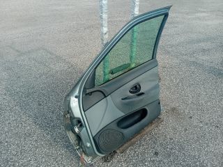 bontott PEUGEOT 406 Jobb első Ajtó (Részeivel)
