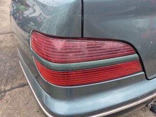 bontott PEUGEOT 406 Jobb első Ajtó (Részeivel)