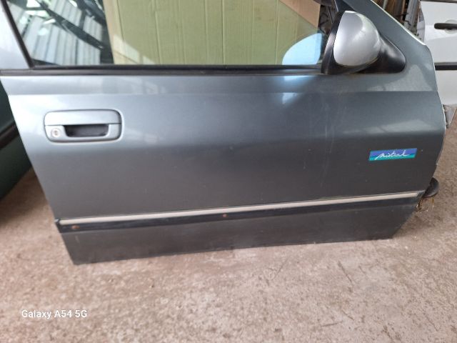 bontott PEUGEOT 406 Jobb első Ajtó (Részeivel)