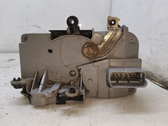 bontott PEUGEOT 406 Jobb első Ajtózár