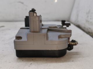 bontott PEUGEOT 406 Jobb első Ajtózár