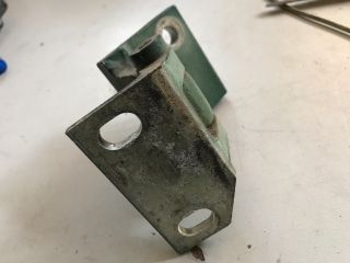 bontott PEUGEOT 406 Jobb első Alsó Zsanér