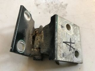 bontott PEUGEOT 406 Jobb első Alsó Zsanér