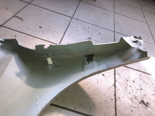 bontott PEUGEOT 406 Jobb első Sárvédő