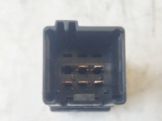 bontott PEUGEOT 406 Jobb első Ülésfűtés Kapcsoló