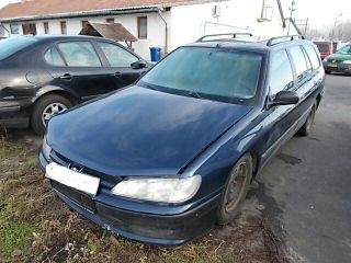 bontott PEUGEOT 406 Jobb első Vízlehúzó Gumicsík