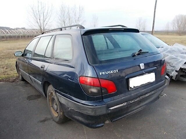 bontott PEUGEOT 406 Jobb első Vízlehúzó Gumicsík