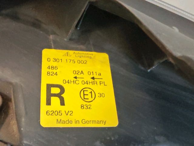 bontott PEUGEOT 406 Jobb Fényszóró