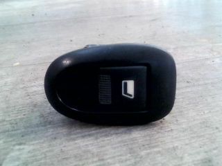 bontott PEUGEOT 406 Jobb hátsó Ablakemelő Kapcsoló