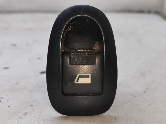 bontott PEUGEOT 406 Jobb hátsó Ablakemelő Kapcsoló
