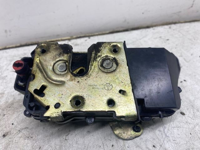 bontott PEUGEOT 406 Jobb hátsó Ajtózár