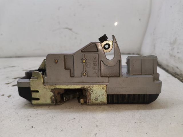 bontott PEUGEOT 406 Jobb hátsó Ajtózár