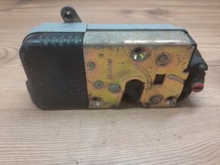 bontott PEUGEOT 406 Jobb hátsó Ajtózár