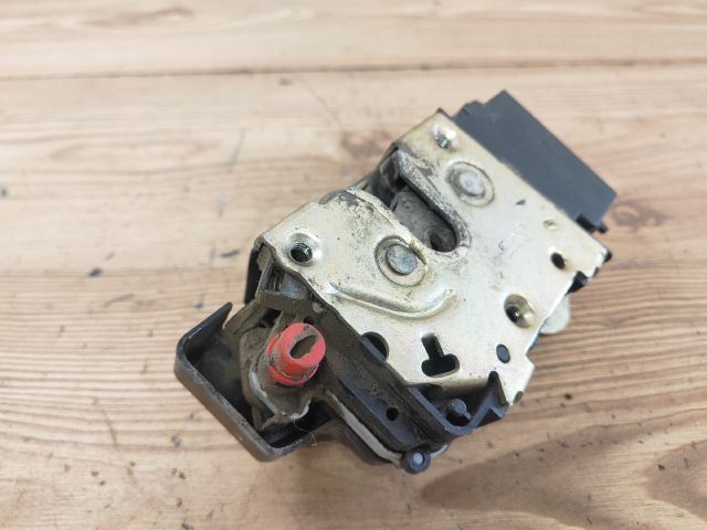 bontott PEUGEOT 406 Jobb hátsó Ajtózár