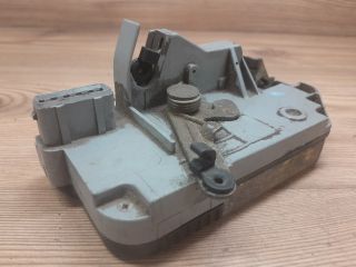 bontott PEUGEOT 406 Jobb hátsó Ajtózár