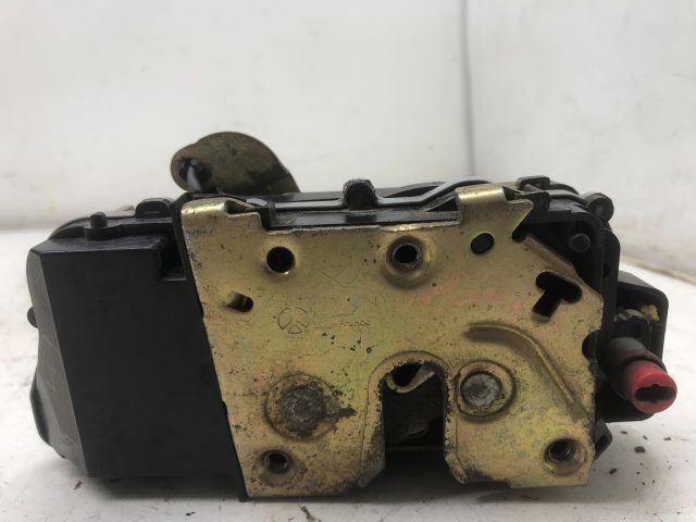 bontott PEUGEOT 406 Jobb hátsó Ajtózár