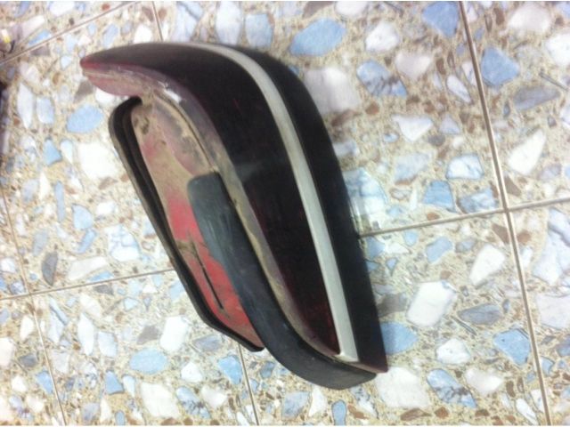 bontott PEUGEOT 406 Jobb Hátsó Lámpa