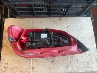 bontott PEUGEOT 406 Jobb Hátsó Lámpa