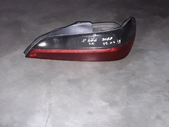 bontott PEUGEOT 406 Jobb Hátsó Lámpa