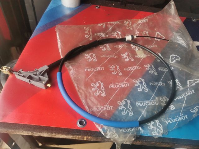 bontott PEUGEOT 406 Kézifék Bowden