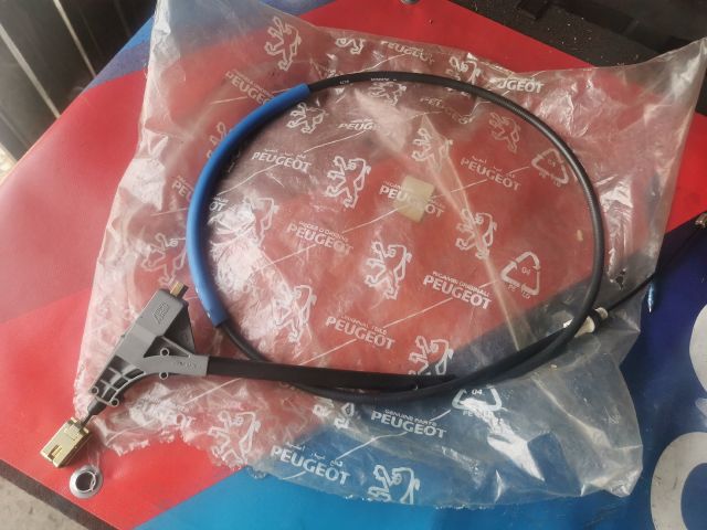 bontott PEUGEOT 406 Kézifék Bowden