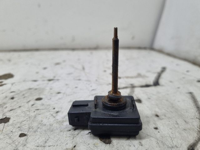 bontott PEUGEOT 406 Kiegyenlítő Tartály Jeladó