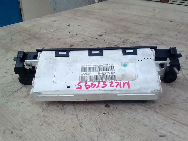 bontott PEUGEOT 406 Multifunkciós Kijelző