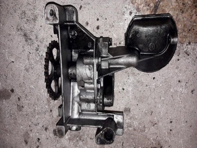 bontott PEUGEOT 406 Olajszivattyú