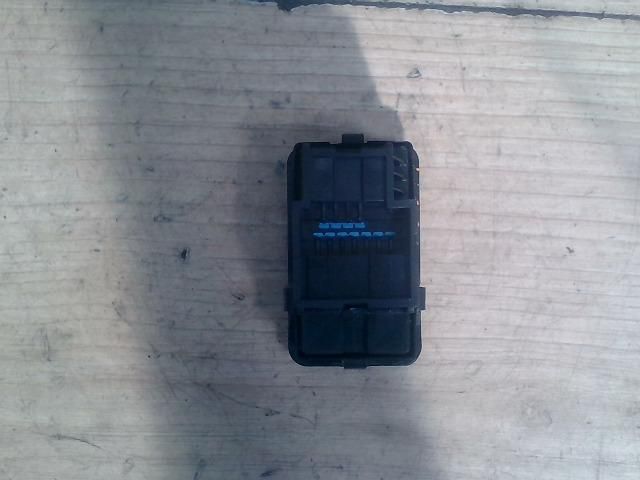 bontott PEUGEOT 406 Tükör Kapcsoló