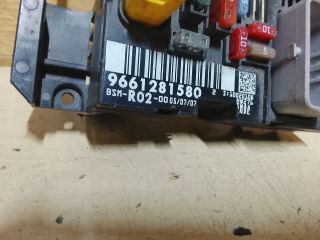 bontott PEUGEOT 407 Biztosítéktábla Motortér
