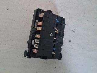 bontott PEUGEOT 407 Biztosítéktábla Motortér